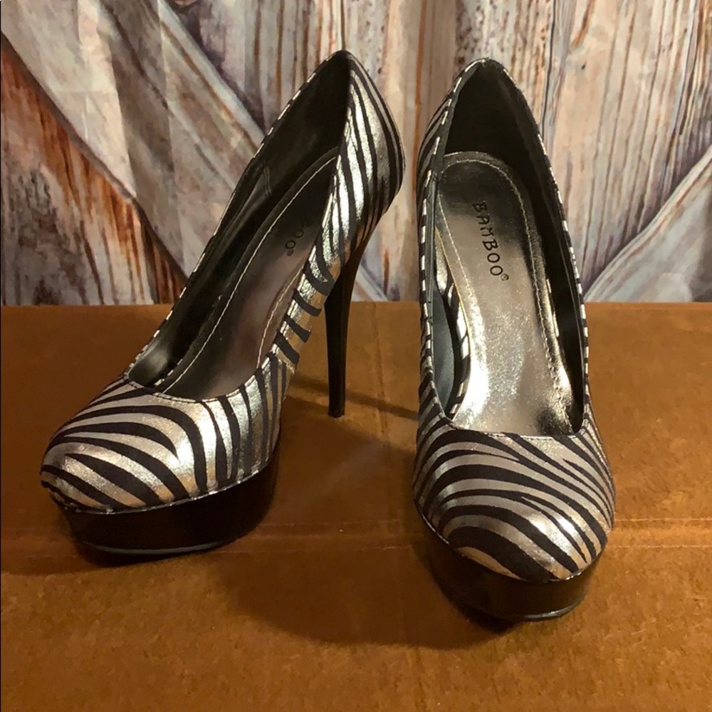 Bamboo Zebra Print Platform Heels Size 7